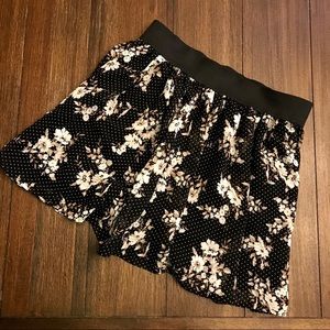Ladies Skirt Size Medium